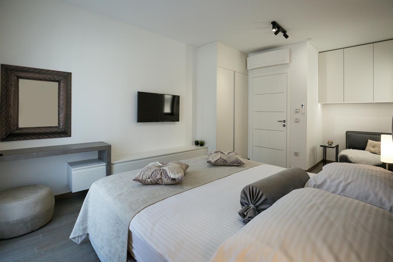 Shell Luxury Residences With Pool And Whirlpool Zara Esterno foto