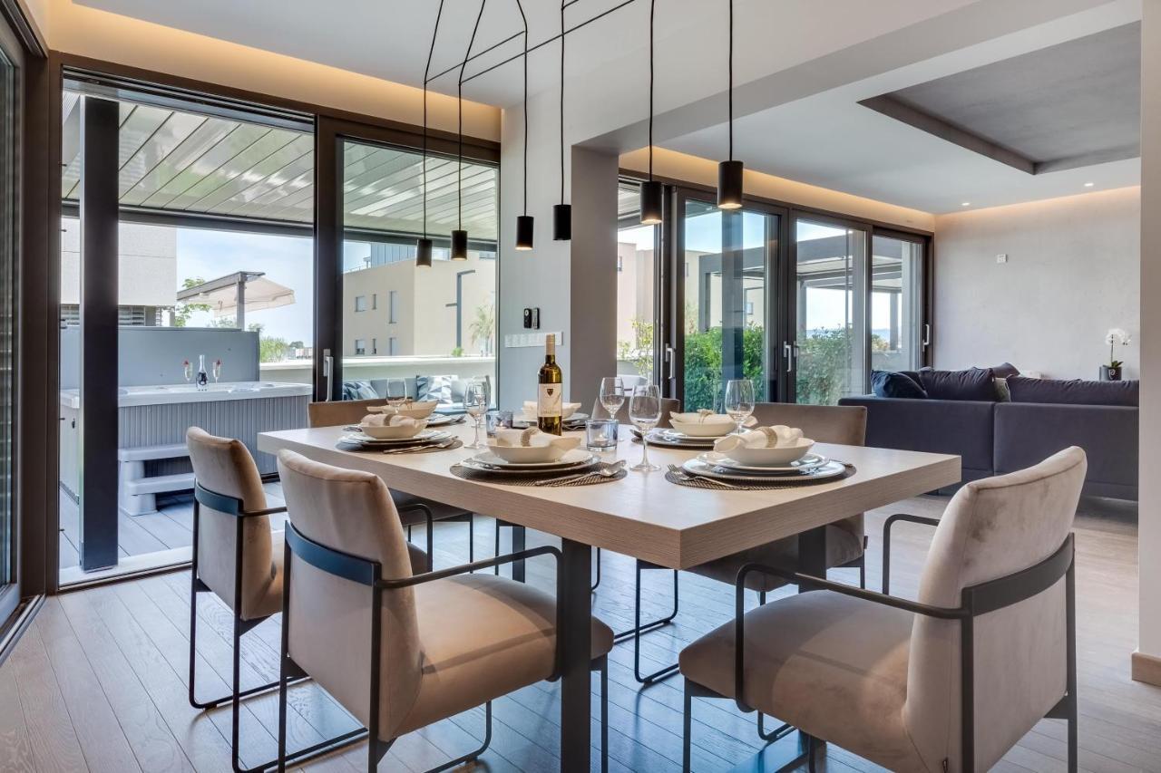 Shell Luxury Residences With Pool And Whirlpool Zara Esterno foto